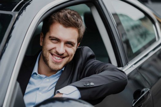 R rent a car